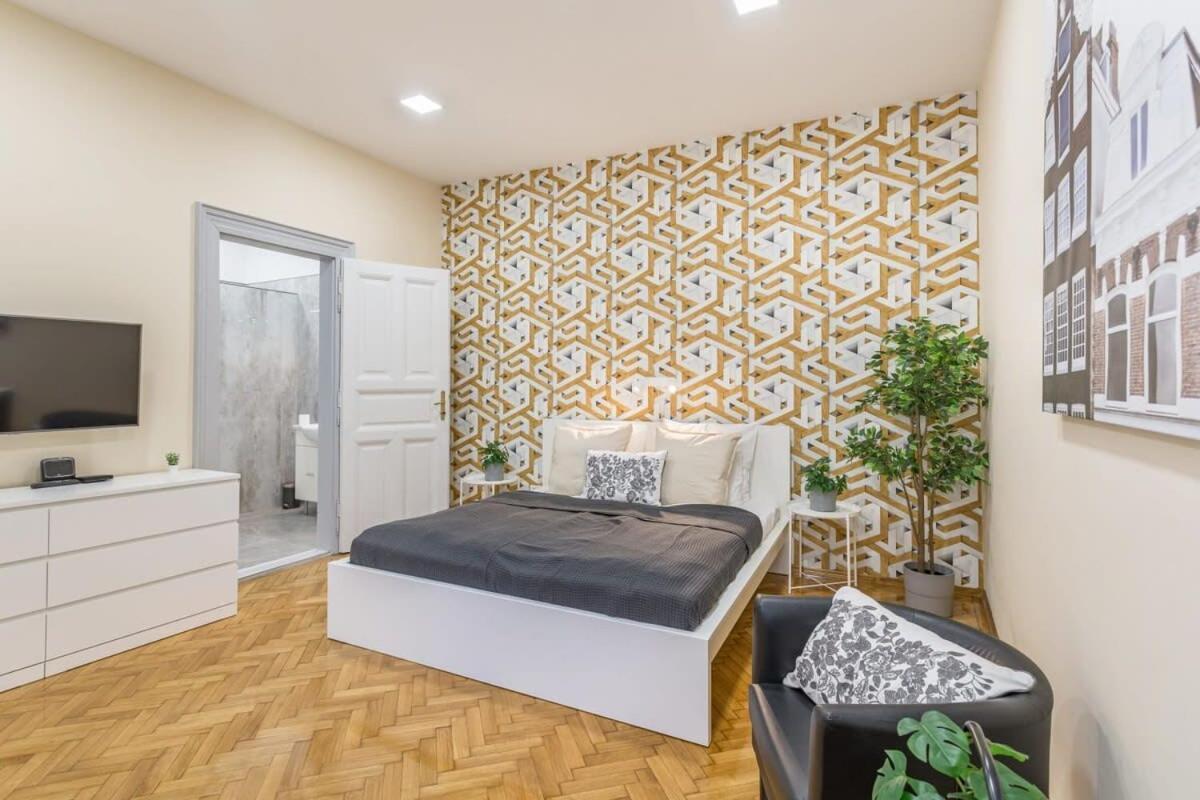 New Central And Convenient Flat * Boedapest